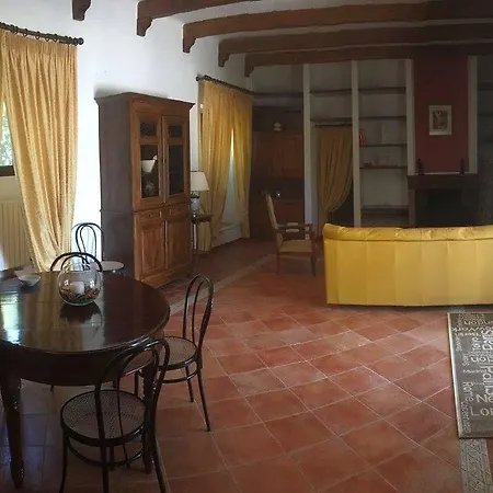 Franca Villa
