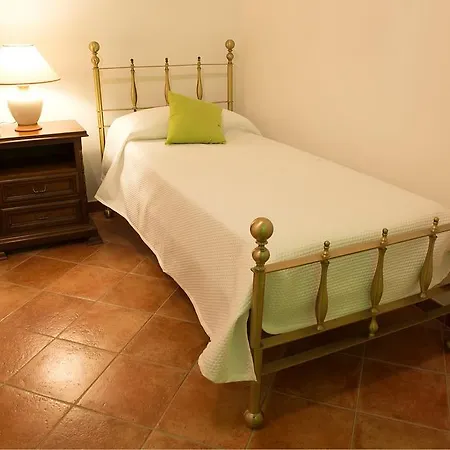 Franca Villa Noci